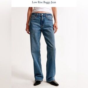 Abercrombie the 90’s low rise baggy Jean medium wash NWT